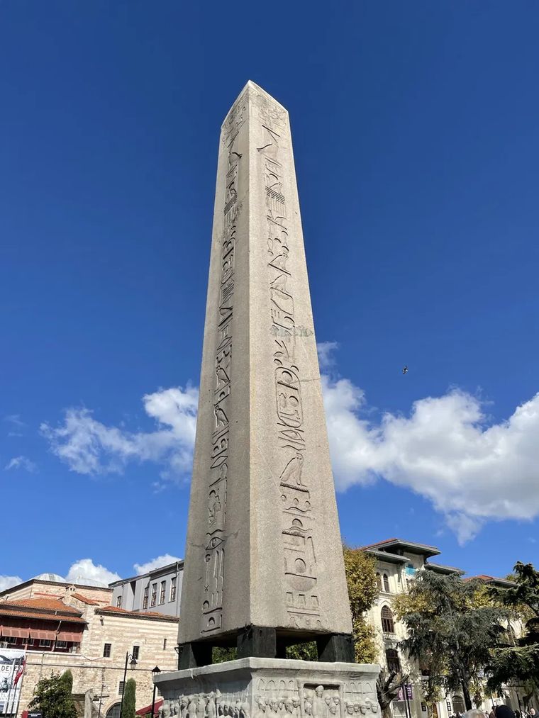 The obelisk from its first side
